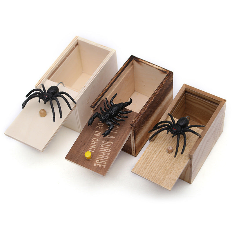 Prank Spider Wooden Scare Box Trick Play Joke Lifelike Surprise April Fools' Day Funny Novelty Toys Gags Practical Gifts CJ