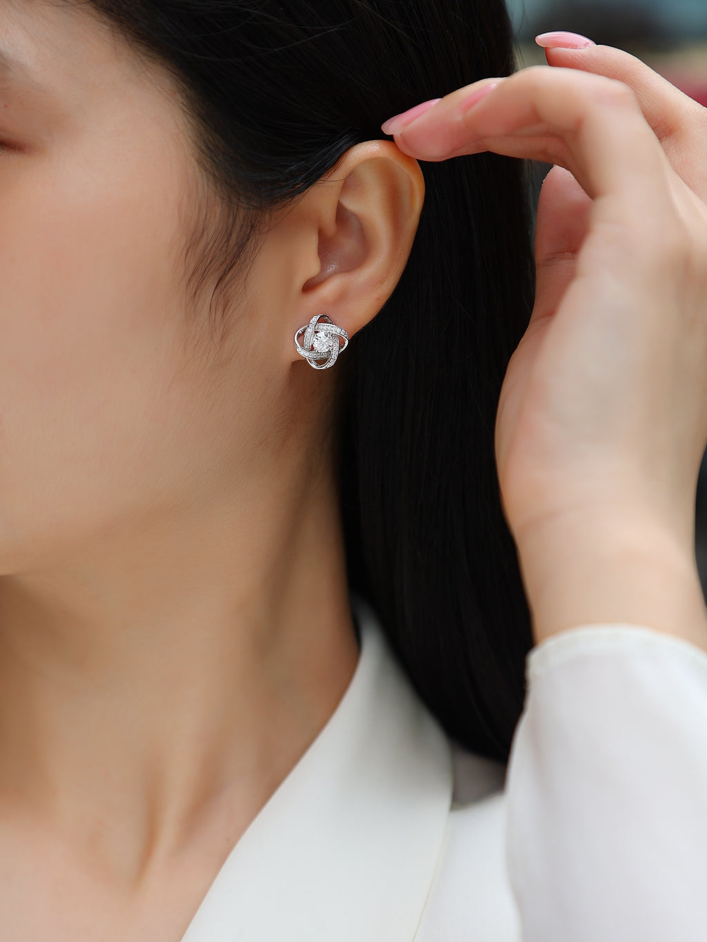 Hope Beam - A Fashionable And Luxurious Diamond Jewelry Piece Set With Half-carat Moissanite S925 Sterling Silver And Platinum-plated Stud Earrings Shopifynow