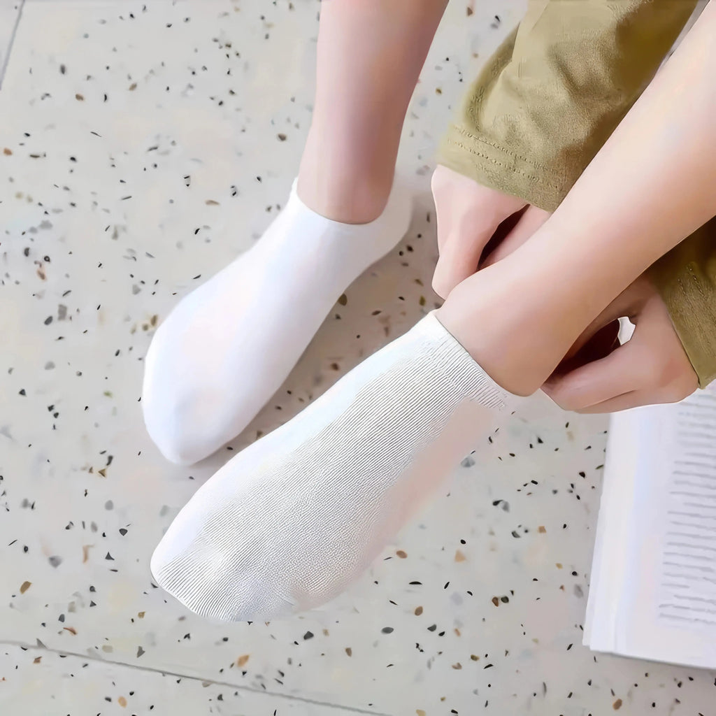 5 Pairs of Classic Black, White, and Gray Socks, High Elasticity and Comfort, Suitable for Sports and Daily Wear Shopifynow