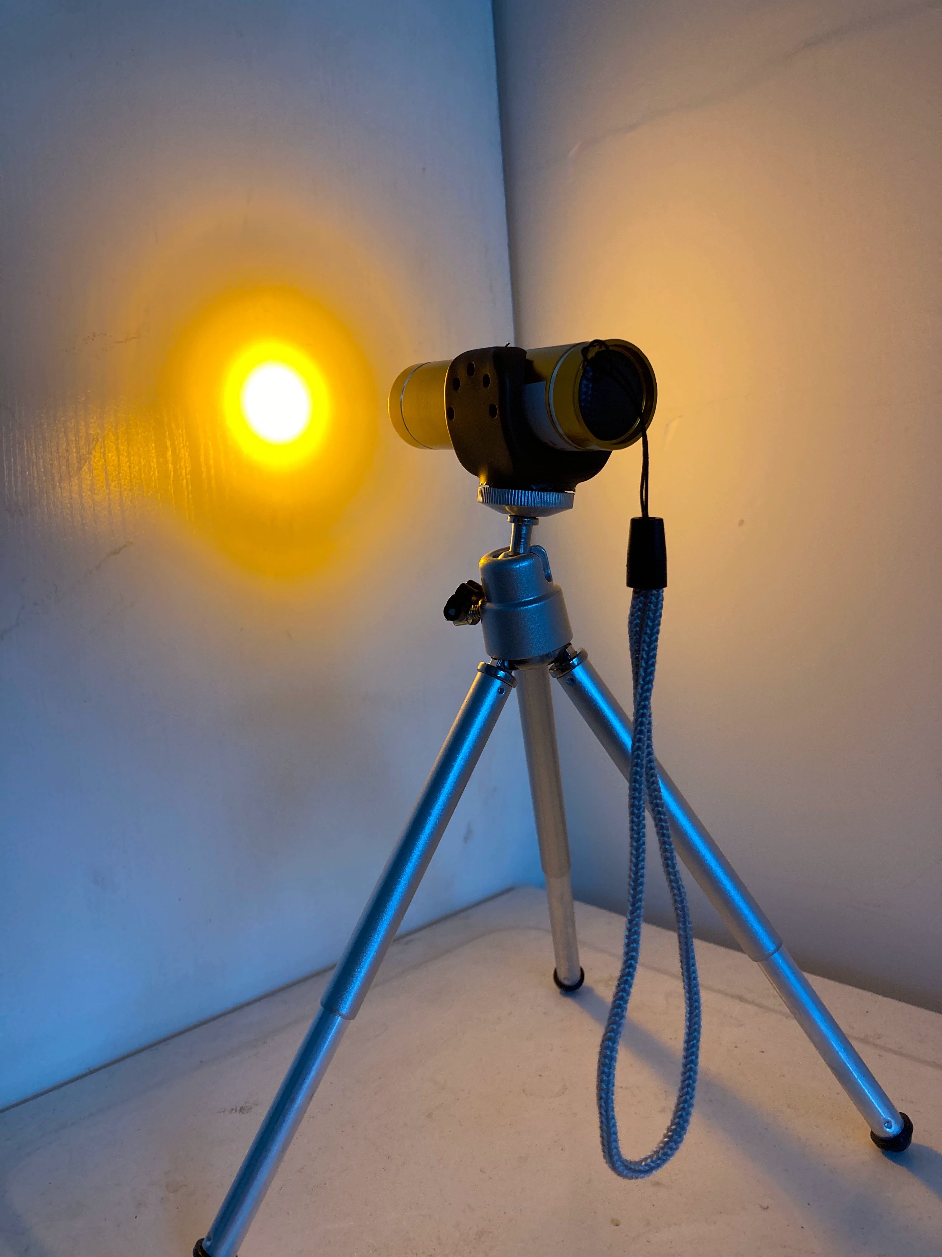 Flashlight Tripod with U-Shaped Headlight Holder Telescopic Bracket Mini-Portable-Degree Rotation Shopifynow