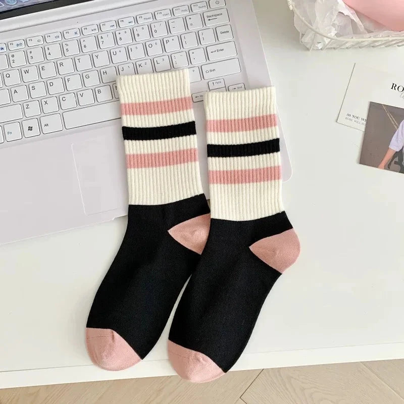5 Pairs of Cozy Patchwork Crew Socks - Soft, Breathable, and Comfy Mid Tube Socks for Fall & Winter - Hand Washable Shopifynow