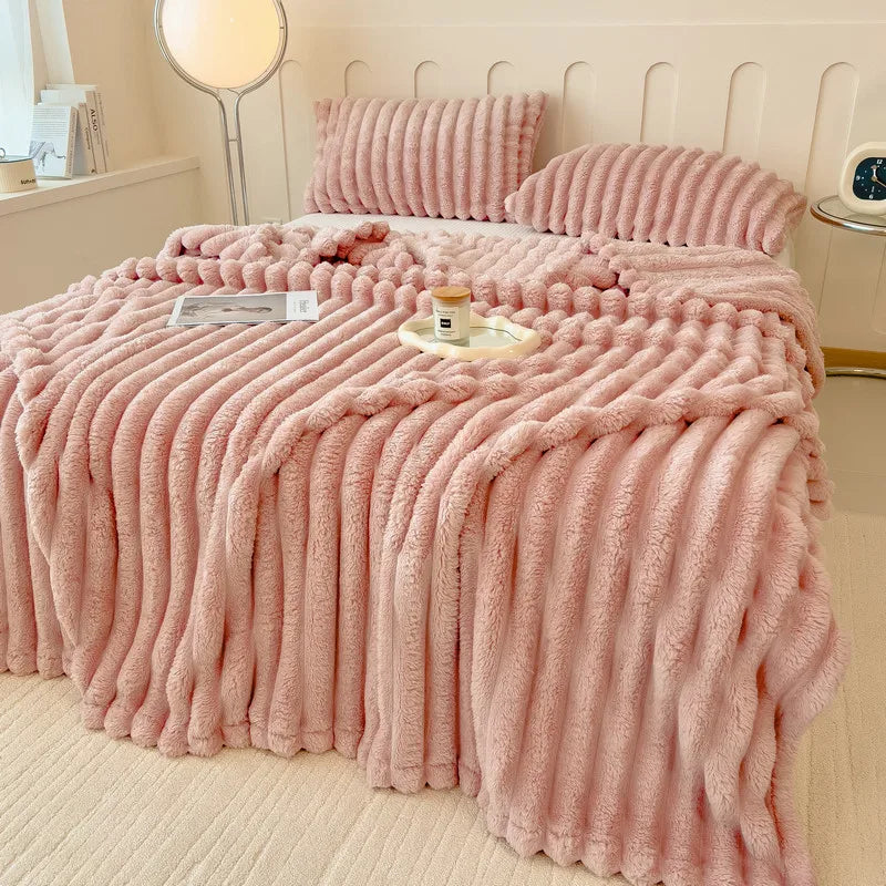 Luxurious Super Soft Faux Rabbit Fur Blanket - Warm & Cozy Throw for Couch, Bed & Travel - Versatile All-Season Gift Shopifynow